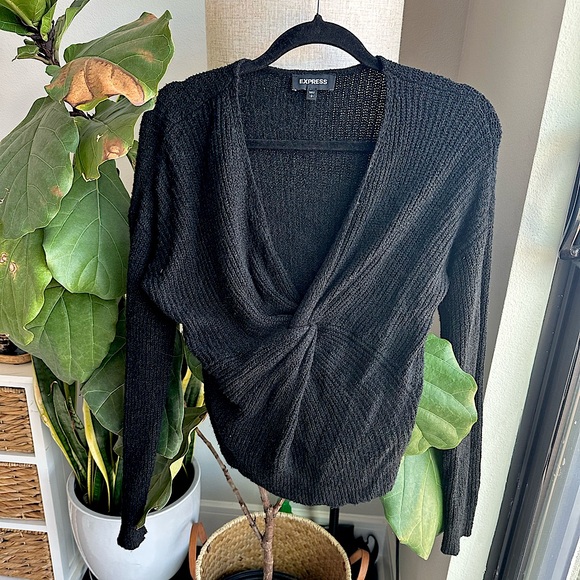 Express Black Knotted Front Sweater Size Small - Picture 1 of 4